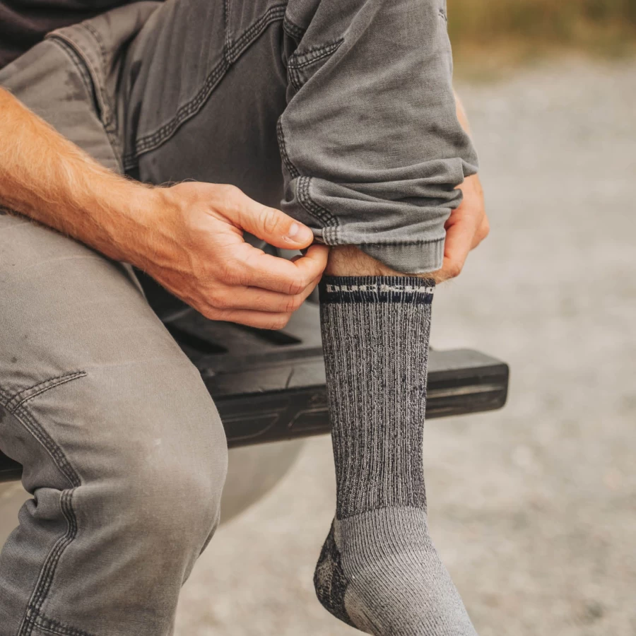 DUCKWORTH Midweight Hiking Crew Socks for Men & Women - Moisture-Wicking, Durable Trekking Socks for Outdoor Adventures